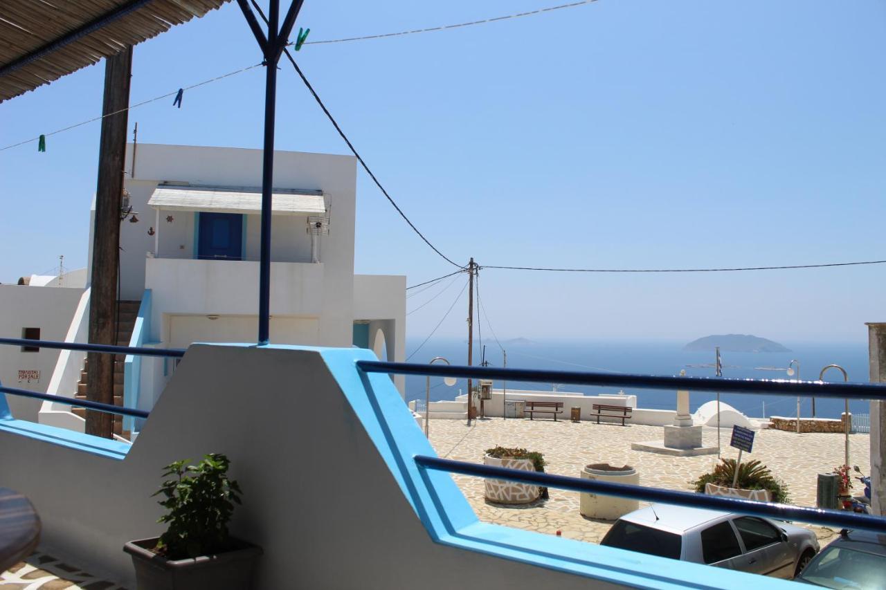 Meltemi Rooms And Studios Anafi Exterior foto