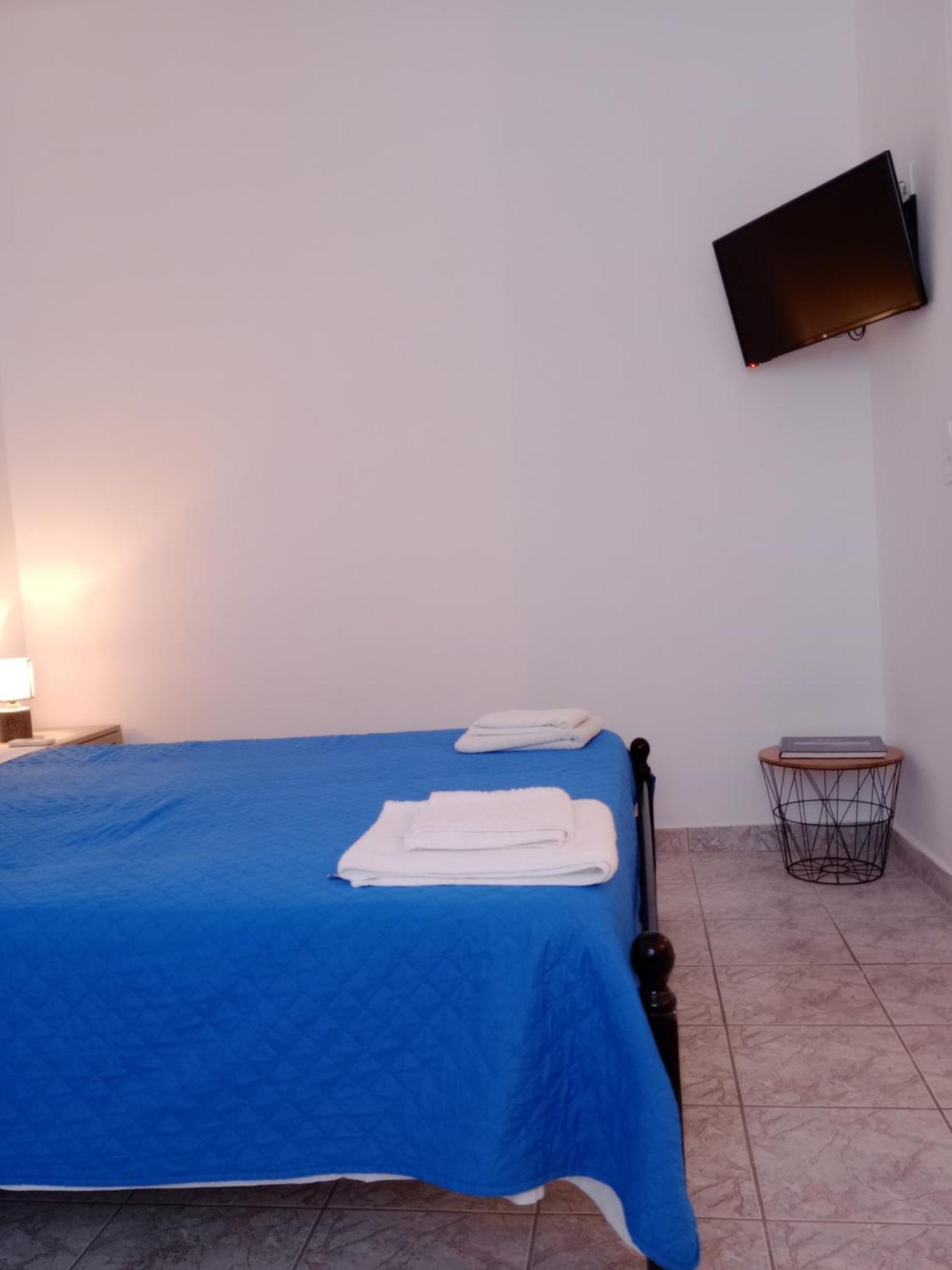 Meltemi Rooms And Studios Anafi Exterior foto